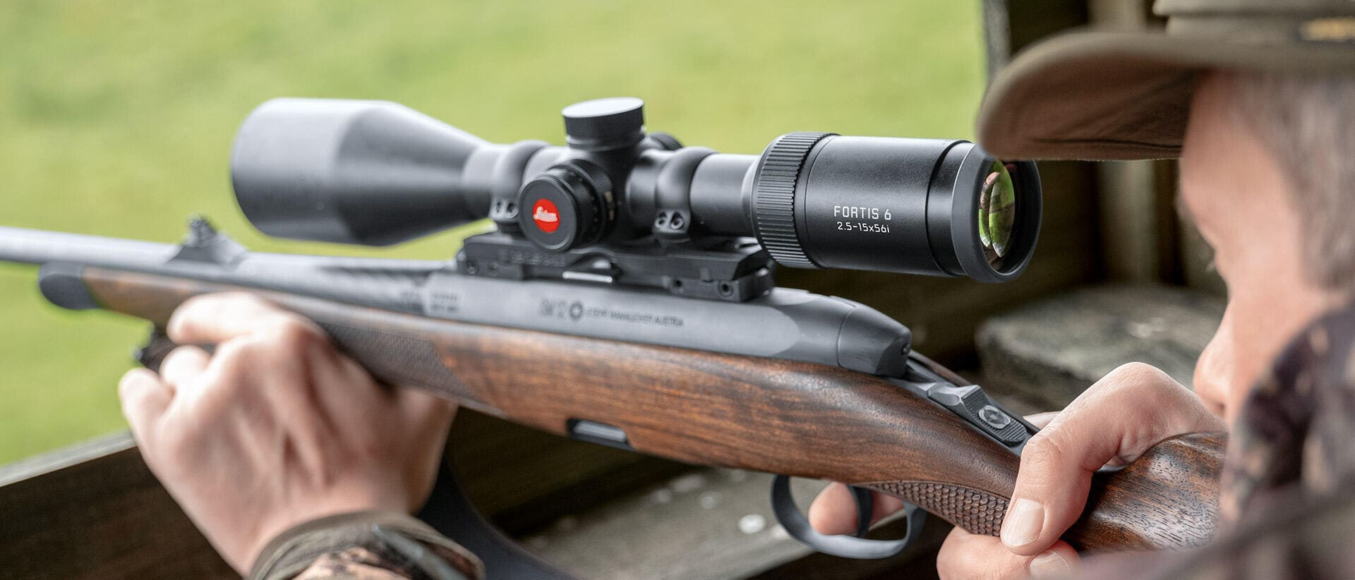 Leica Leica