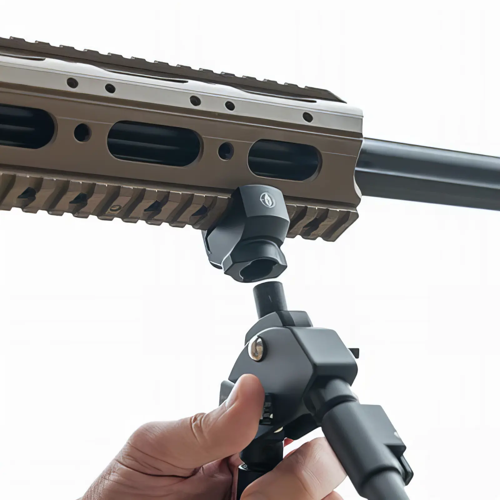 Spartan klassischer Picatinny Adapter Montage Javelin Bipod Detail Spartan klassischer Picatinny Adapter Montage Javelin Bipod Detail